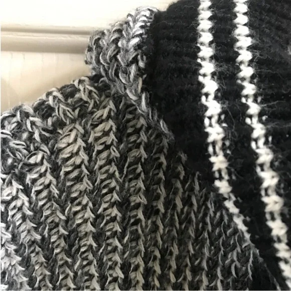 AGGÉL Long Knit Black & White Open Cardigan with Hood Size M EUC - Picture 8 of 16